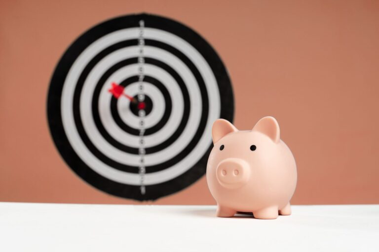 12 Financial Goals to Set This Year (and How to Hit Them)