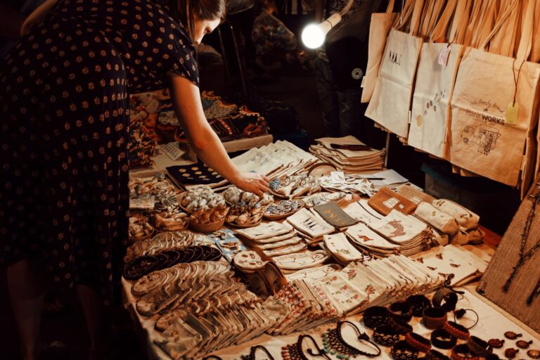 How to Make Money on Etsy: A Beginner’s Guide