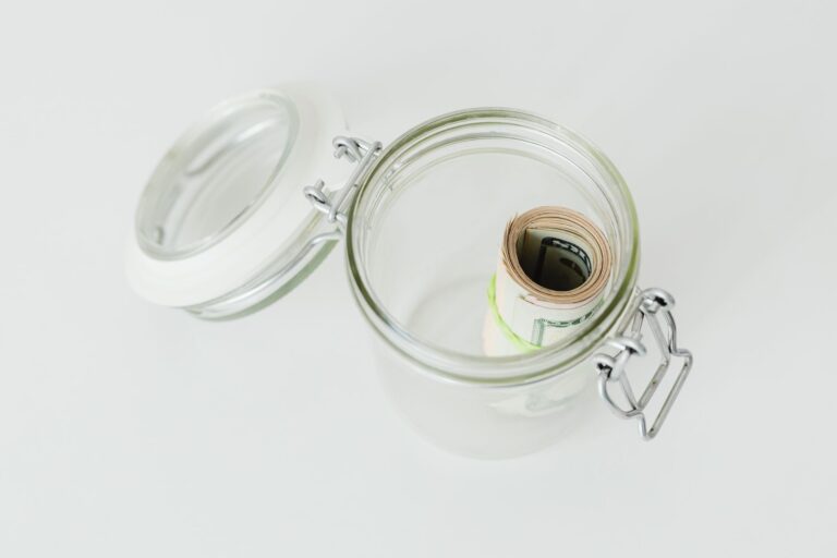 How to Build an Emergency Fund From Scratch