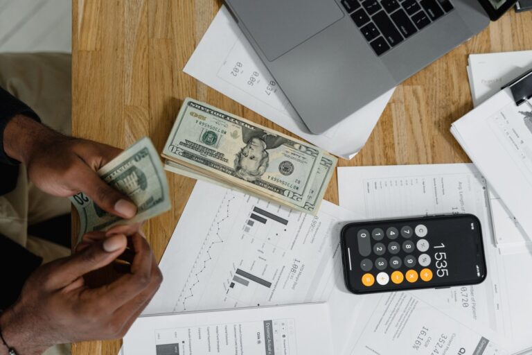 Personal Finance for Students: A Survival Guide