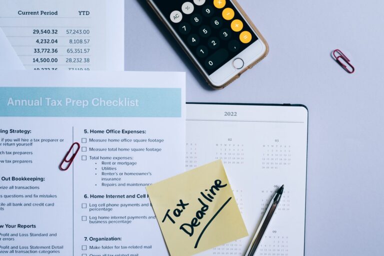 A Simple Money Routine (Weekly & Monthly Money Check-Ins)