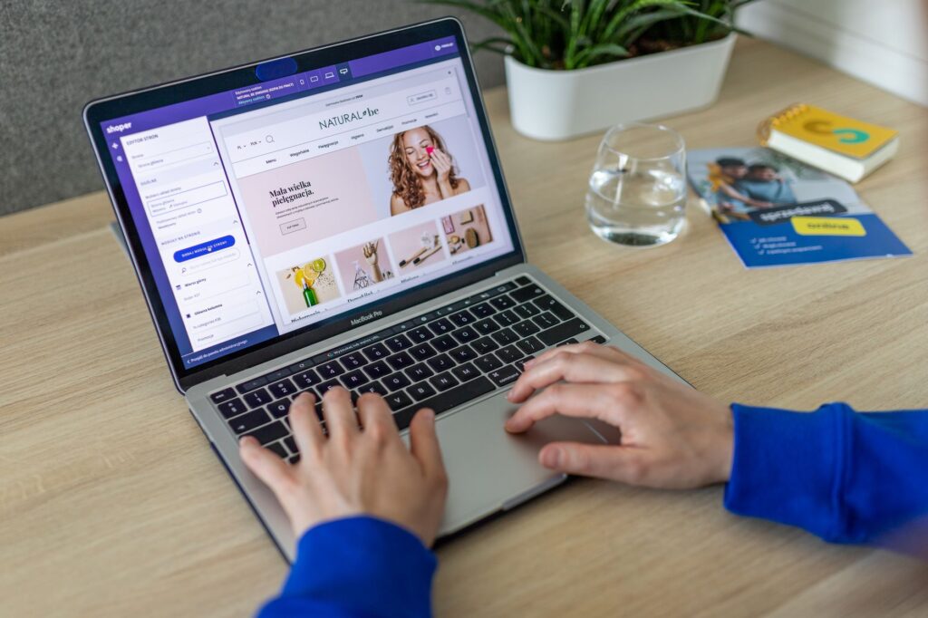 Creating digital templates to sell online from a laptop